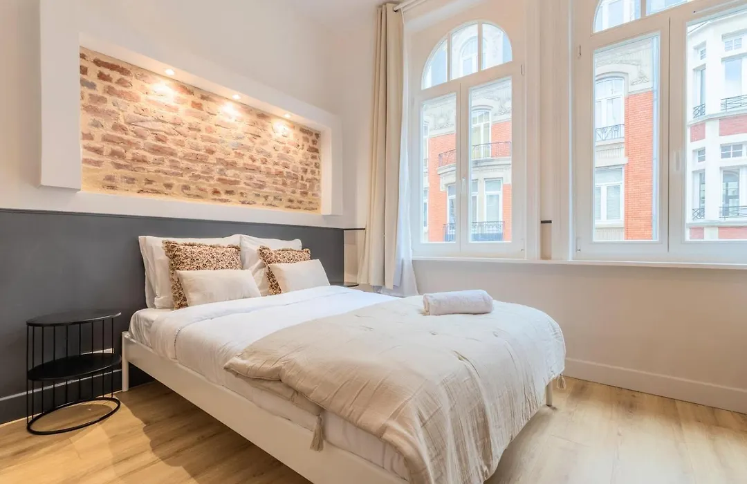 5-Bedroom House In The Centre Of Lille.-1